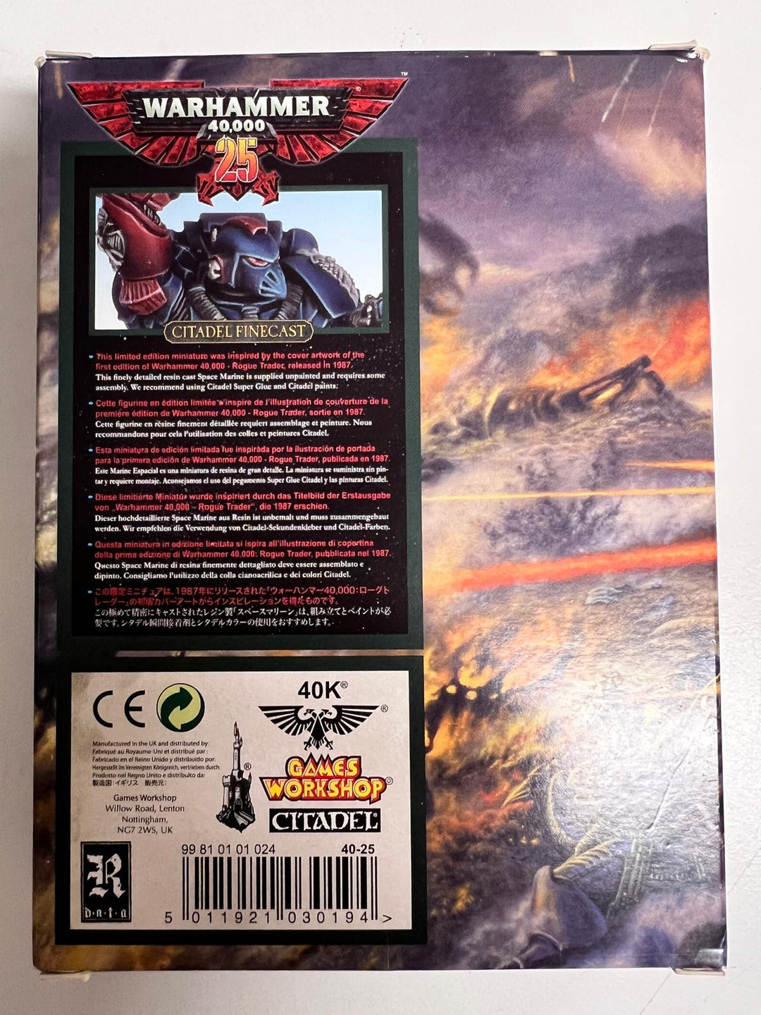 Space Marines: 25th Anniversary Crimson Fist Space Marine Sealed