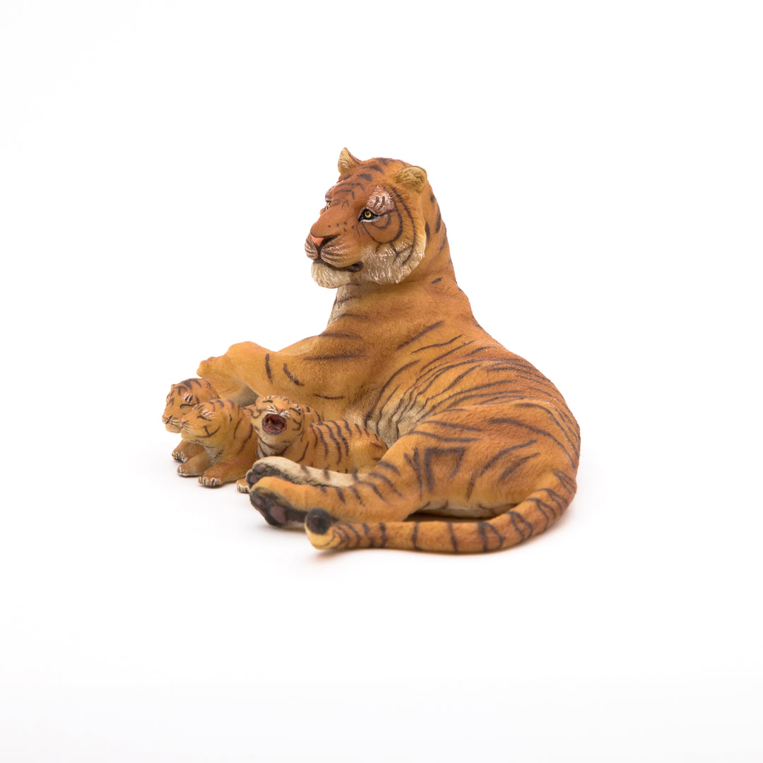 Wildtiere: Liegende Tigerin mit Babies 13cm (50156)